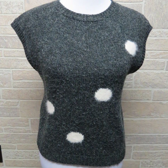 Plums & Pearls Sweaters - Vintage Gray White Dots Sleeveless Sweater Wool